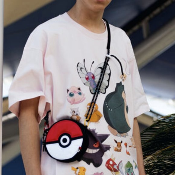 New Levi's X Pokemon Crossbody Pokeball Shoulder Bag. 25th Anniversary. NWT. - Picture 1 of 8